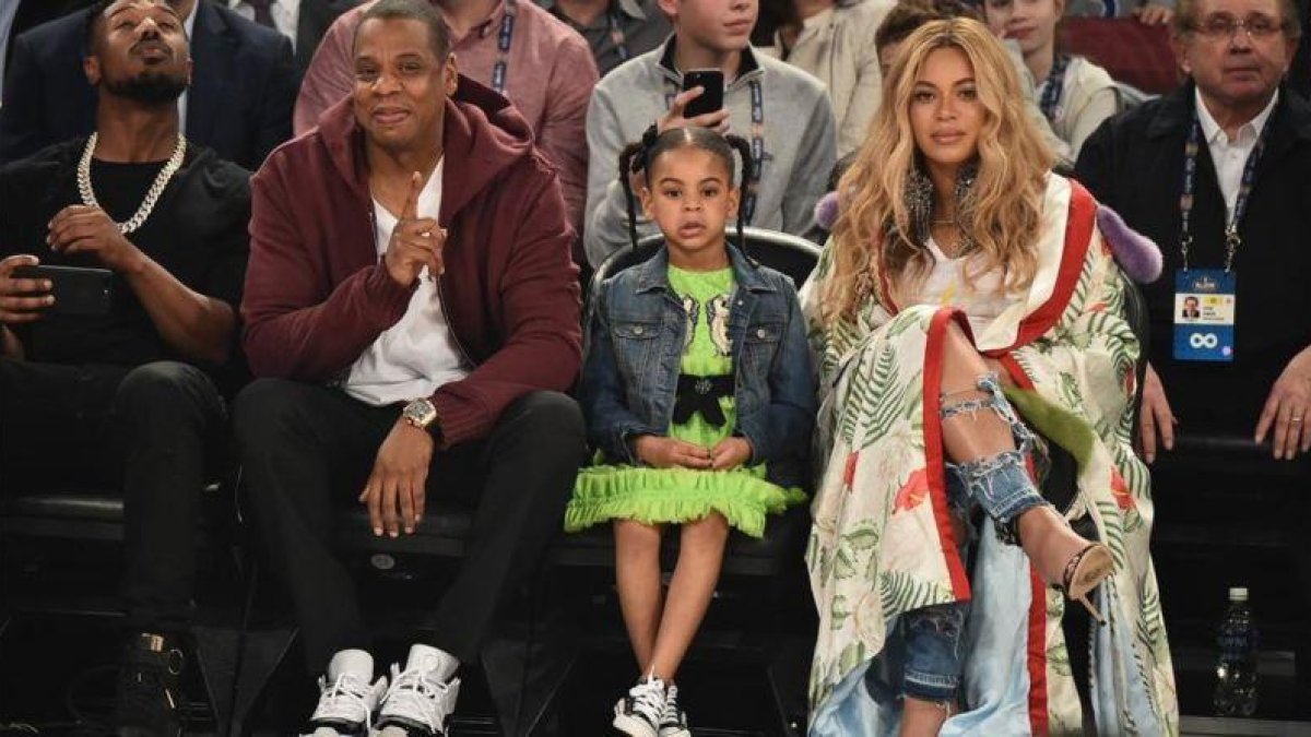 La familia Carter-Knowles al completo, en el partido de los 'All Stars'.