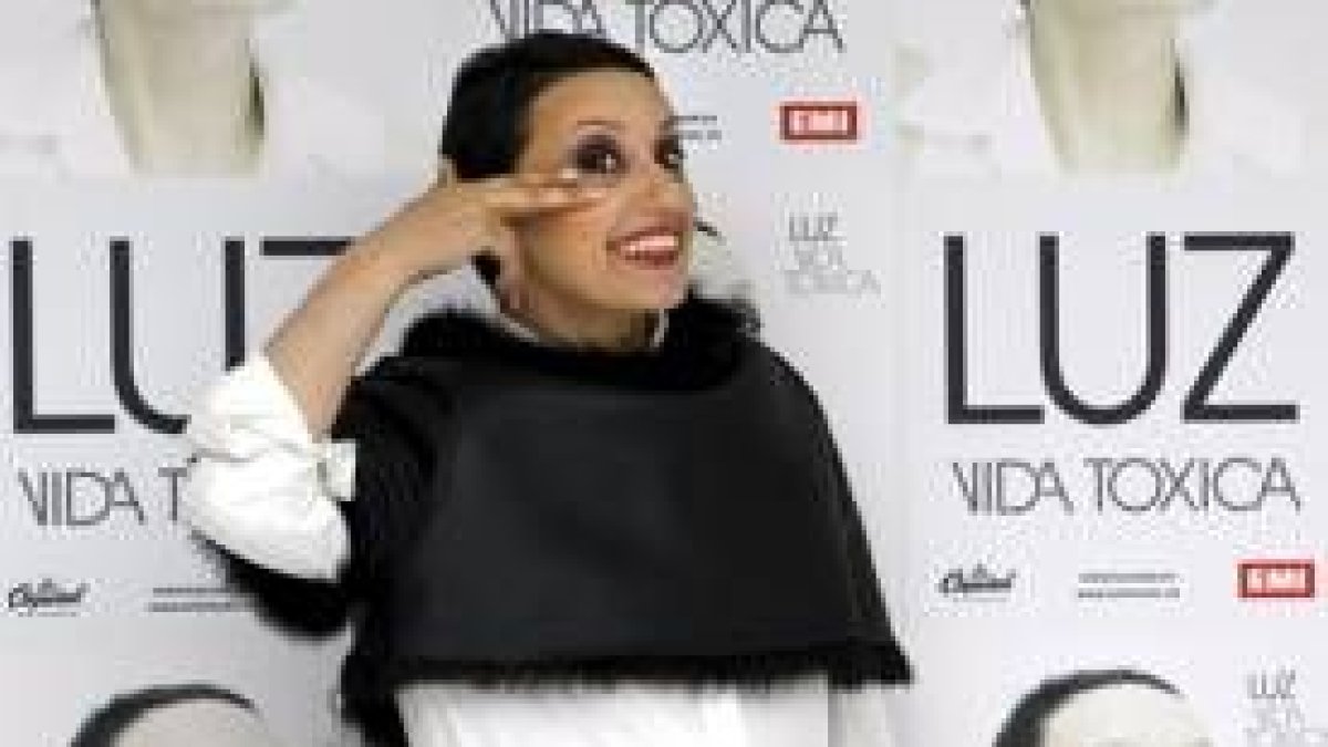 Luz Casal, ayer, durante la presentación de su nuevo cedé
