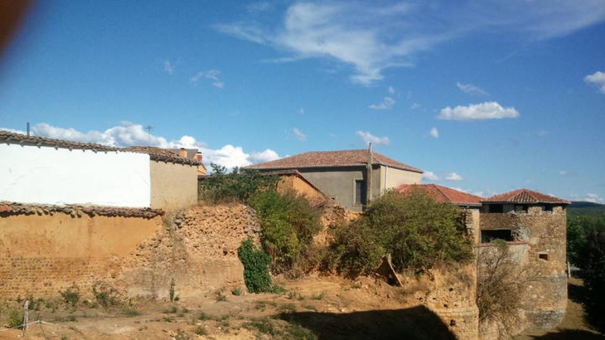 Murallas de Almanza. HISPANO NOSTRA
