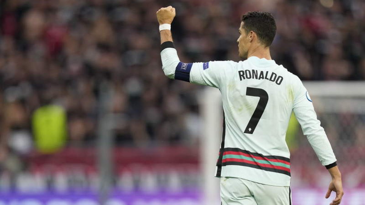 Cristiano Ronaldo es todo un depredador del gol. Frente a Hungría anotó dos más. DELGADO