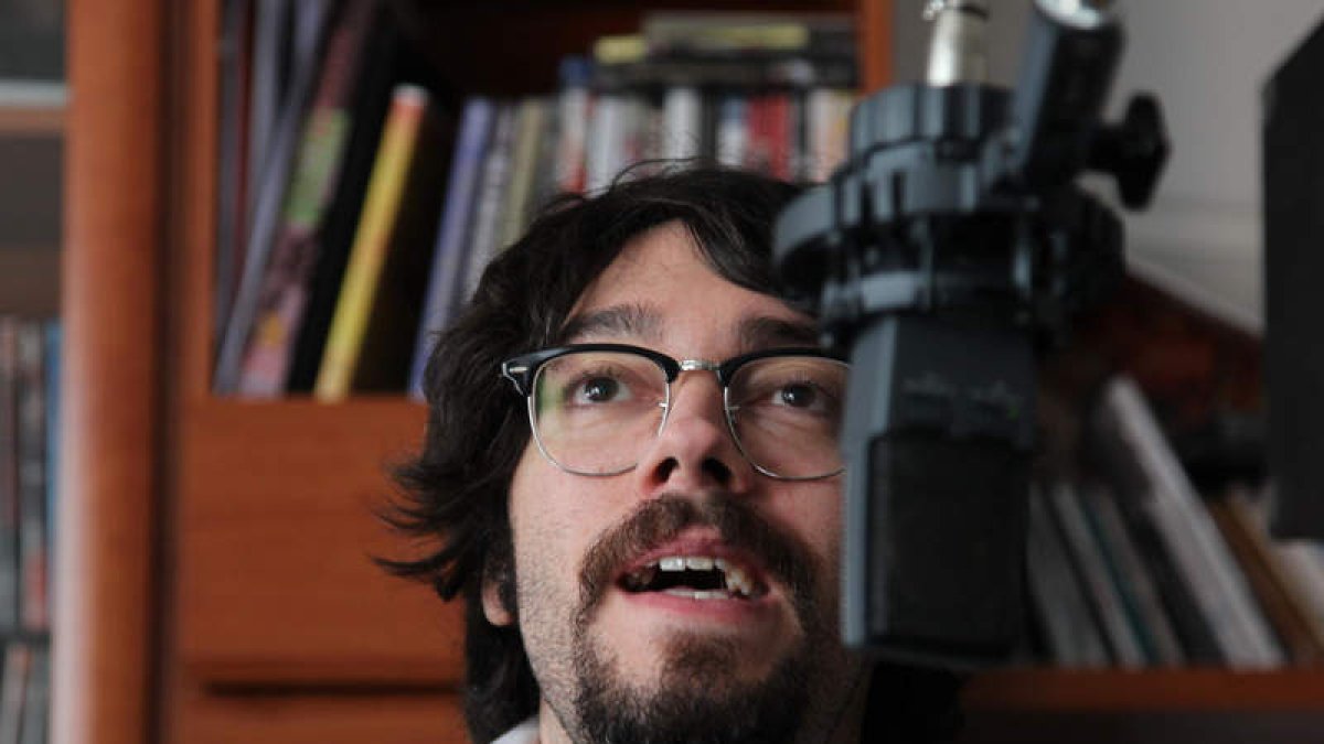 Imagen de archivo de Fabián en su estudio de grabación. SECUNDINO PÉREZ
