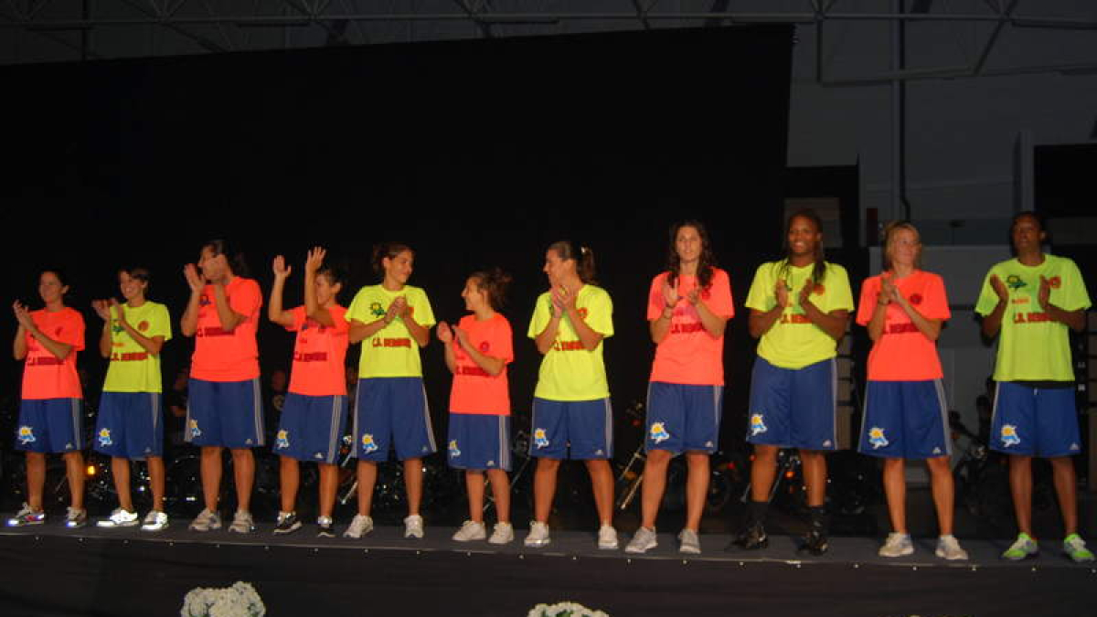 La plantilla del Bembibre, en la presentación.
