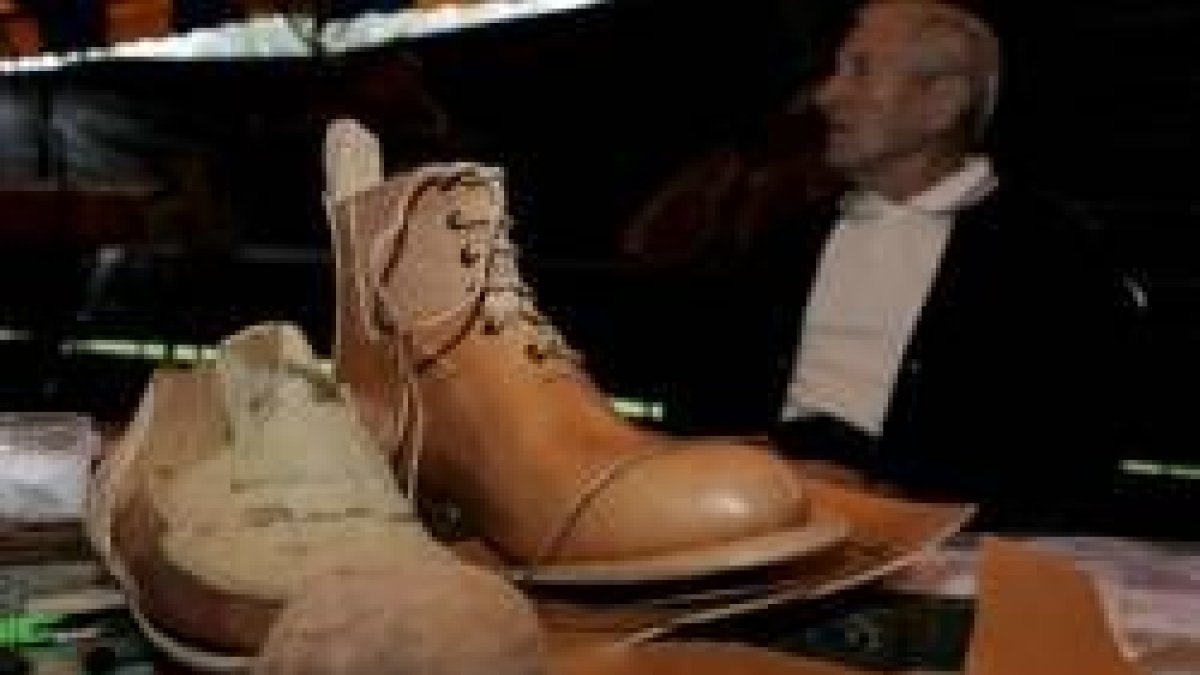 Las botas de labrador que preparó Félix Avecilla