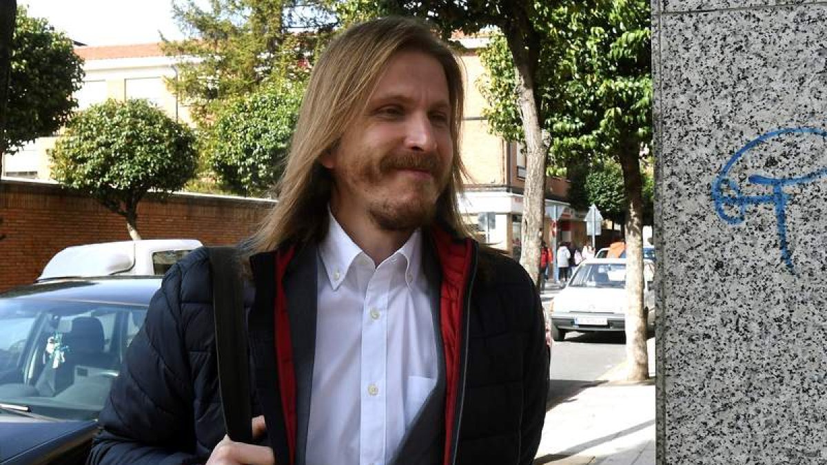 El secretario provincial de Podemos, Pablo Fernández. J. CASARES
