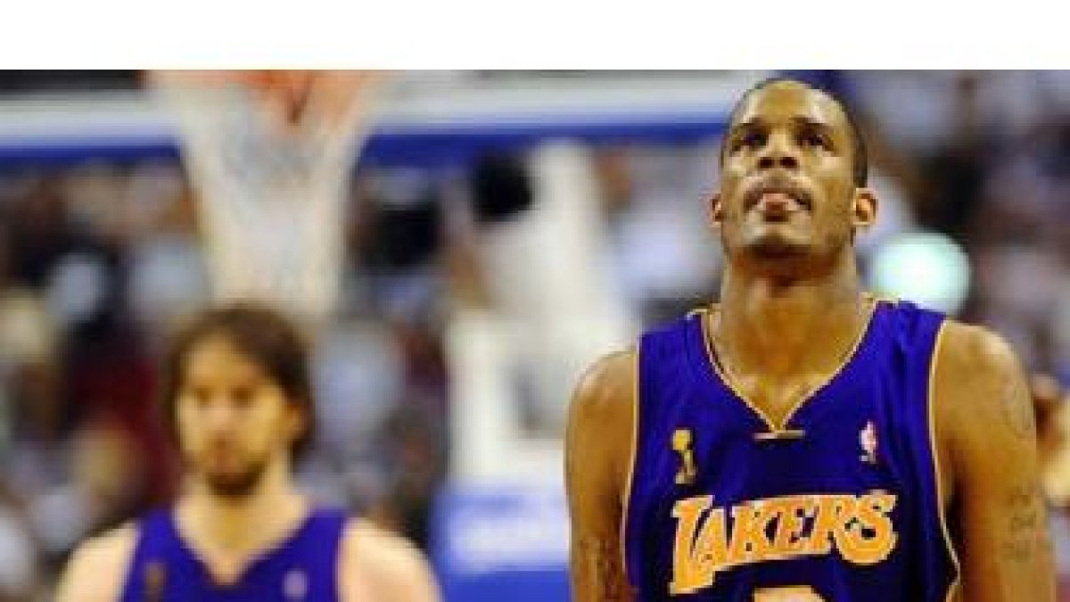 El jugador de los Lakers de Los Ángeles, Trevor Ariza, en el tercer partido de las finales de la NBA
