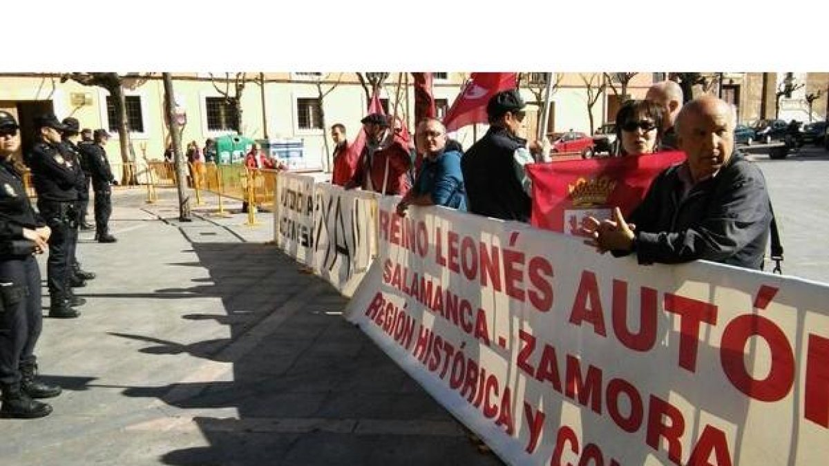 Dispositivo policial en San Isidoro