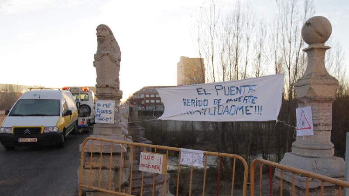 La reivindicación vecinal para el arreglo del puente ha sido repetida en los últimos años.
