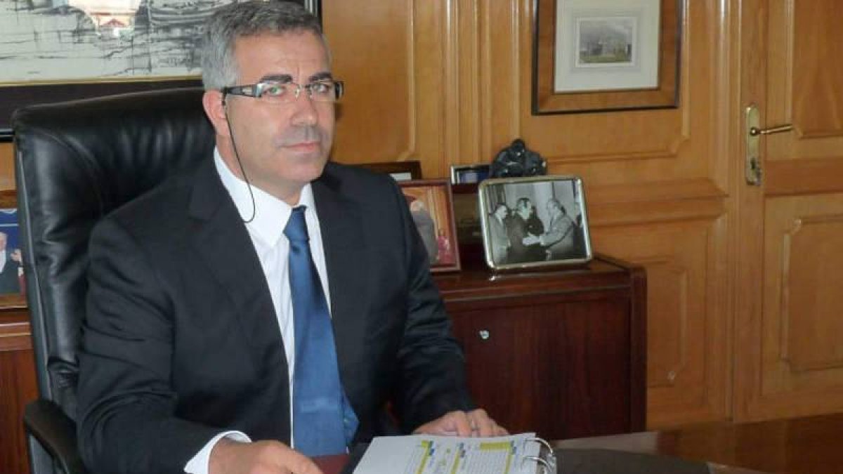 Ángel de Cabo.