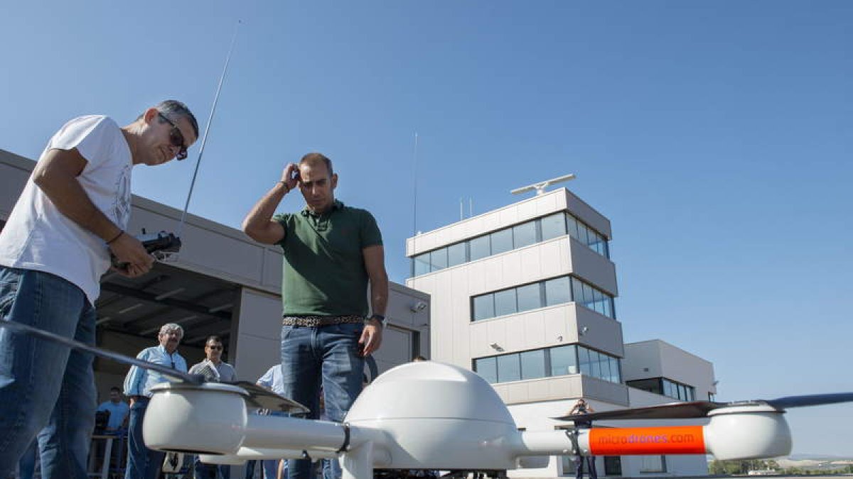 Atlas de Villacarrillo dispone de un centro de vuelos experimentales en la provincia de Jaén.