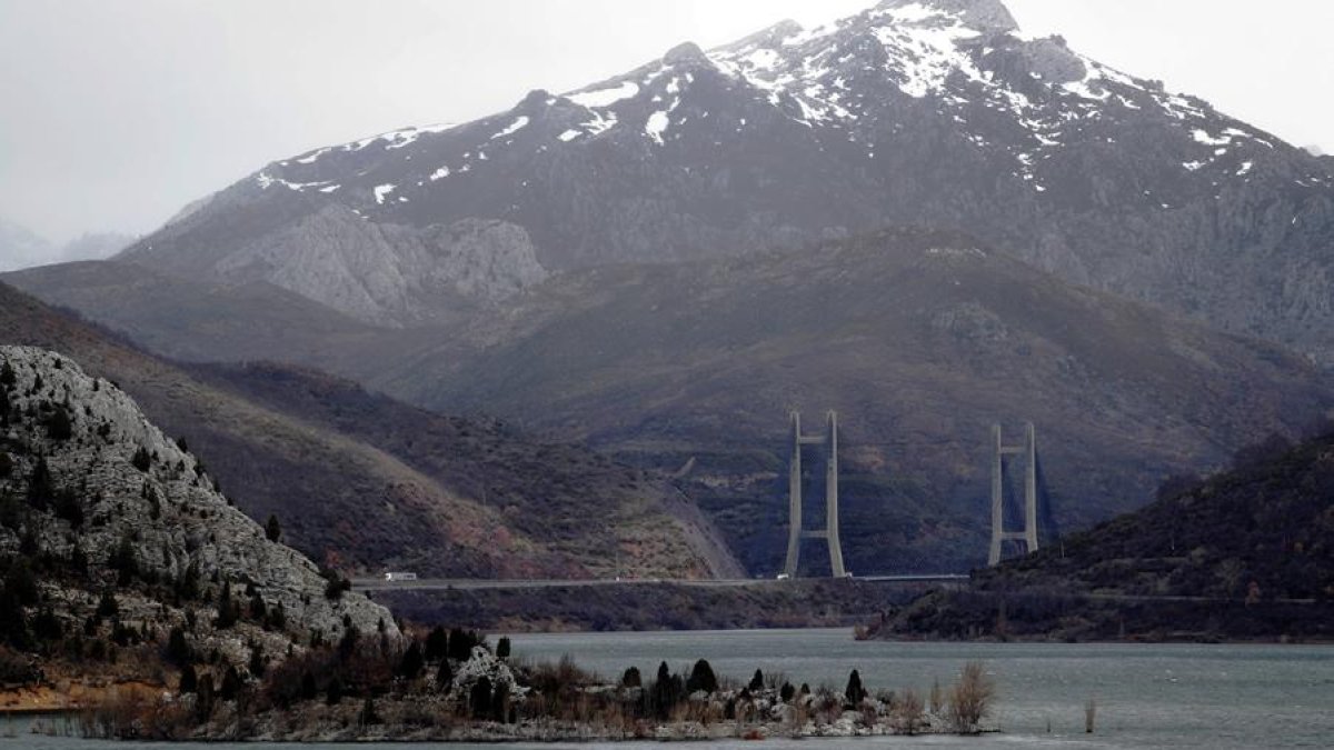 Embalse de Luna.