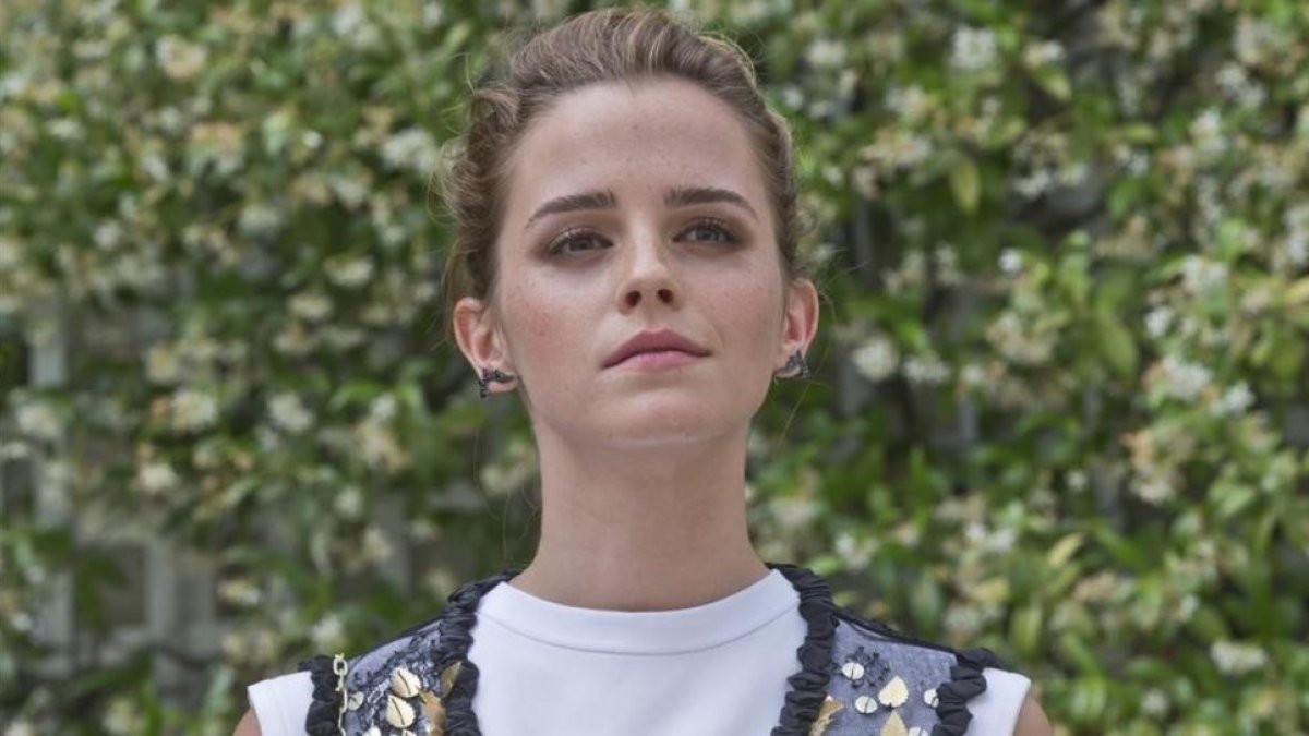 Emma Watson, en el hotel Bristol de París, este jueves.