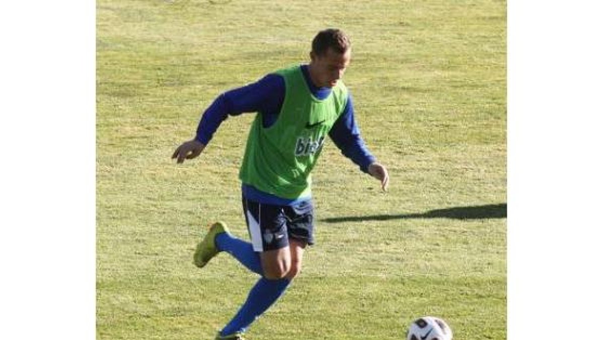 Abraham se perderá el partido ante el Valladolid tras ser sancionado por Competición.