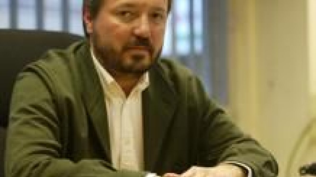 Ignacio Tejera Montaño durante el transcurso de la entrevista