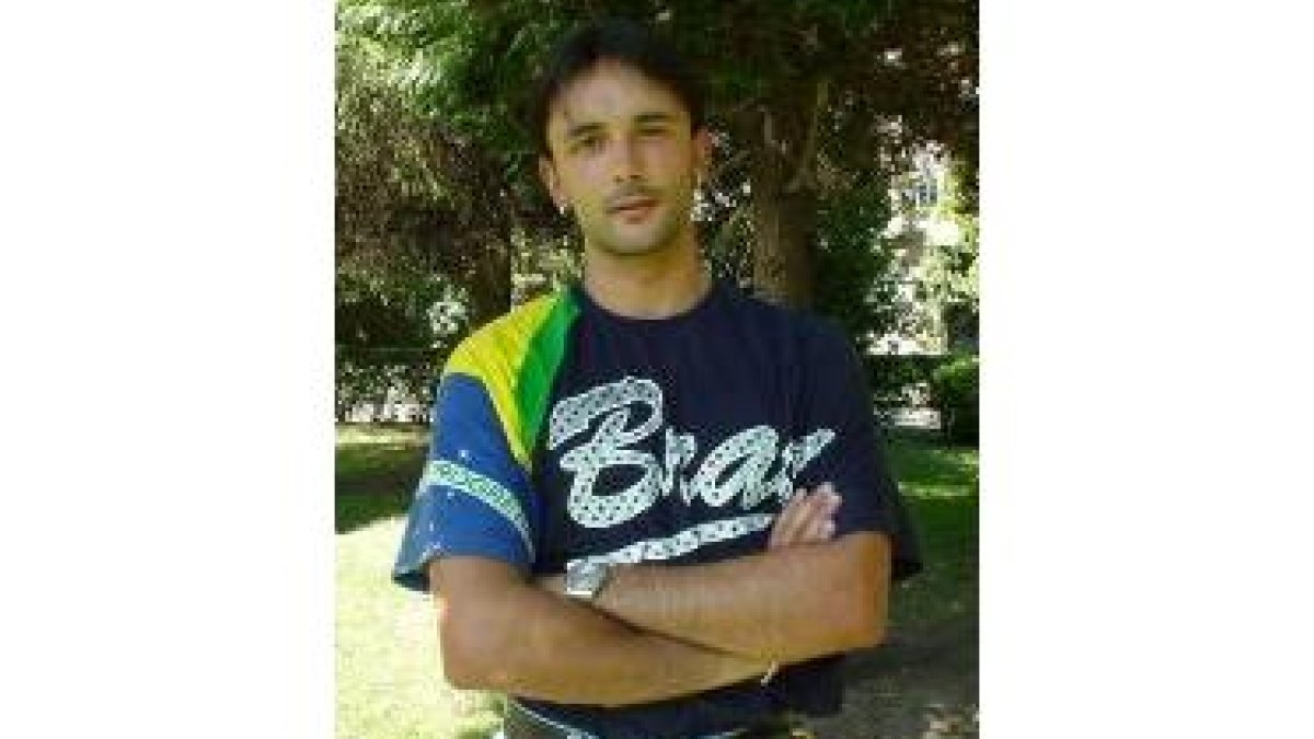 René González, número uno de su promoción