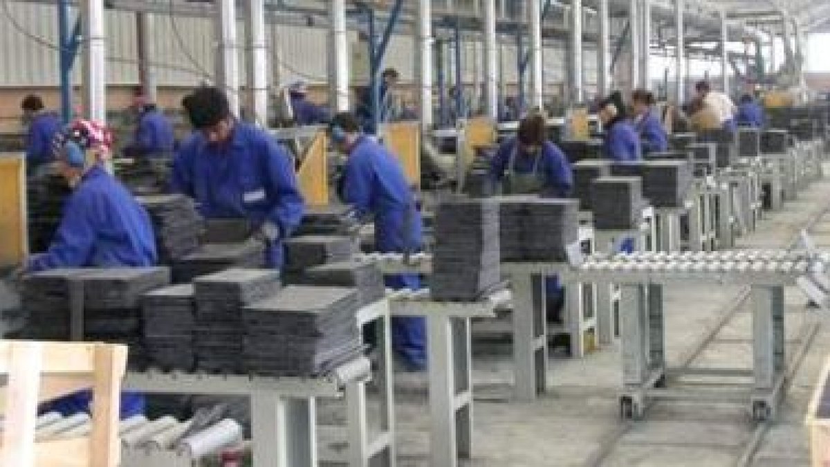 Los socialistas quieren mejorar la formación de los trabajadores de la pizarra.