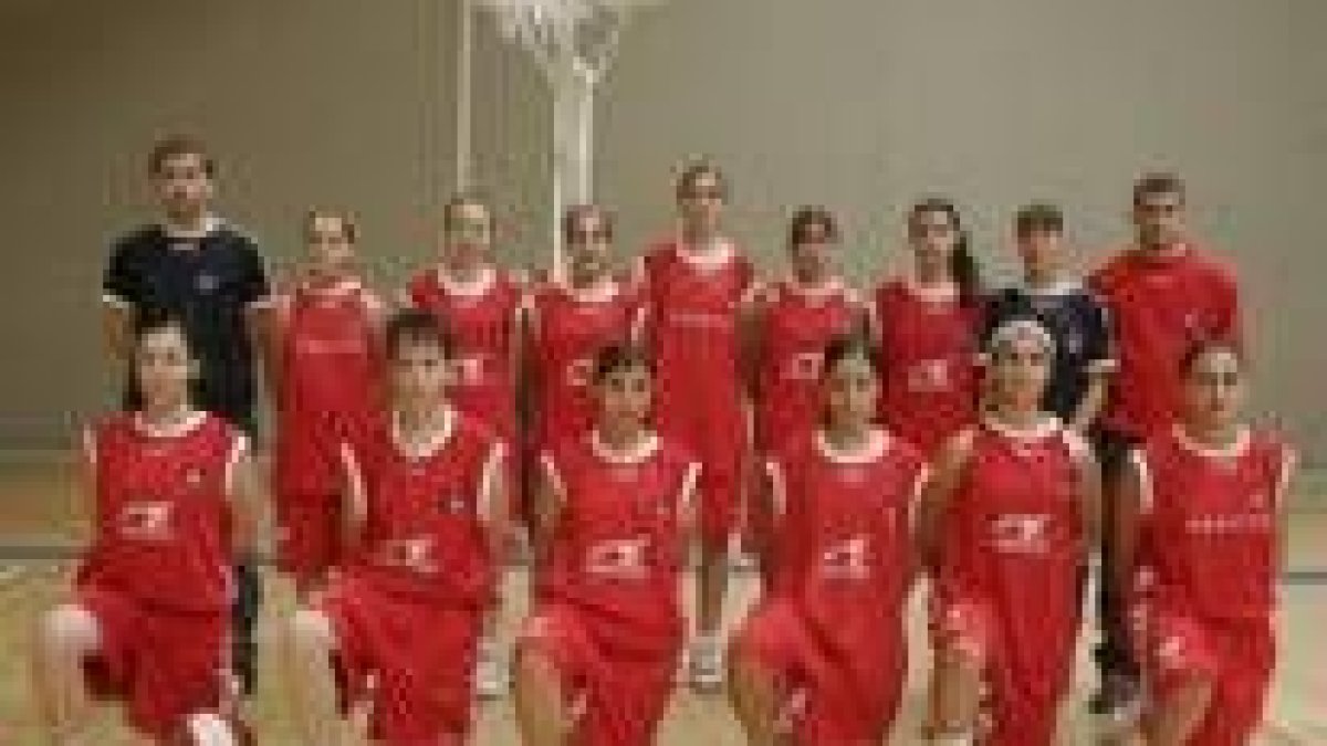 Formación de uno de los equipos de base del Club Acis Incosa