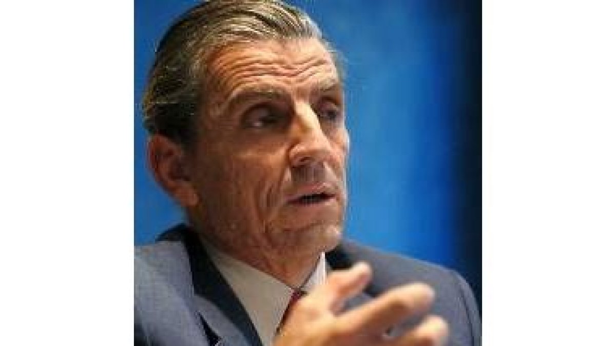 Manuel Conthe, presidente de la CNMV