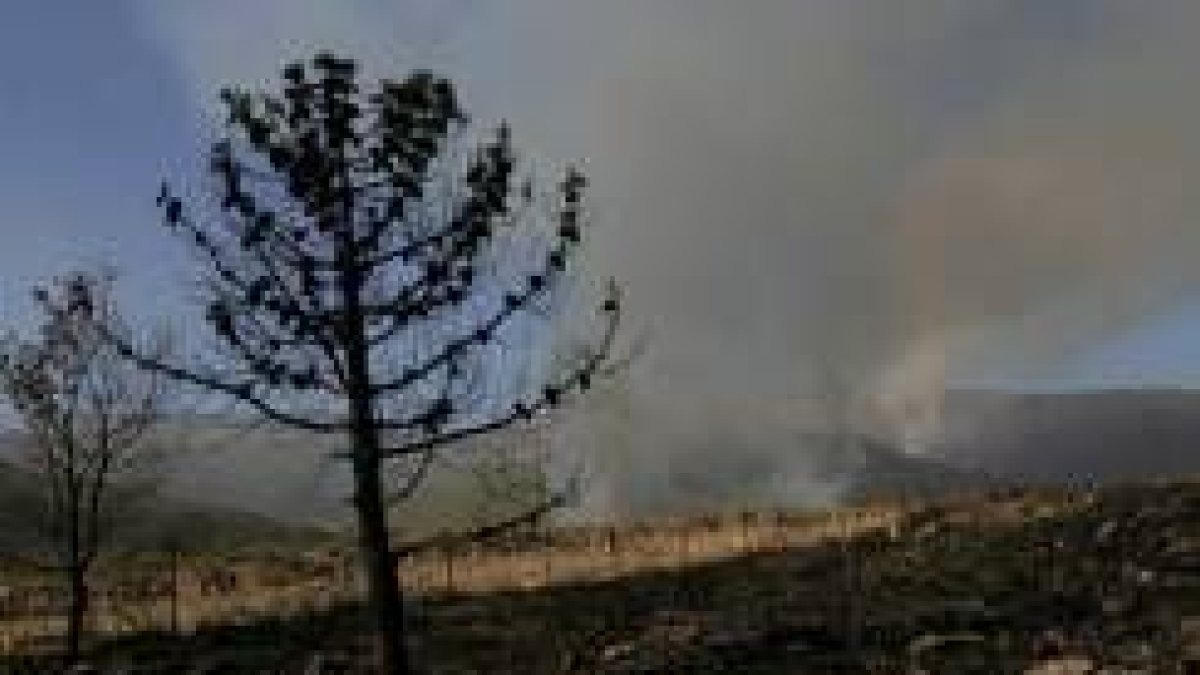 El incendio que comenzó el martes en El Teleno parece estar llegando a su fin