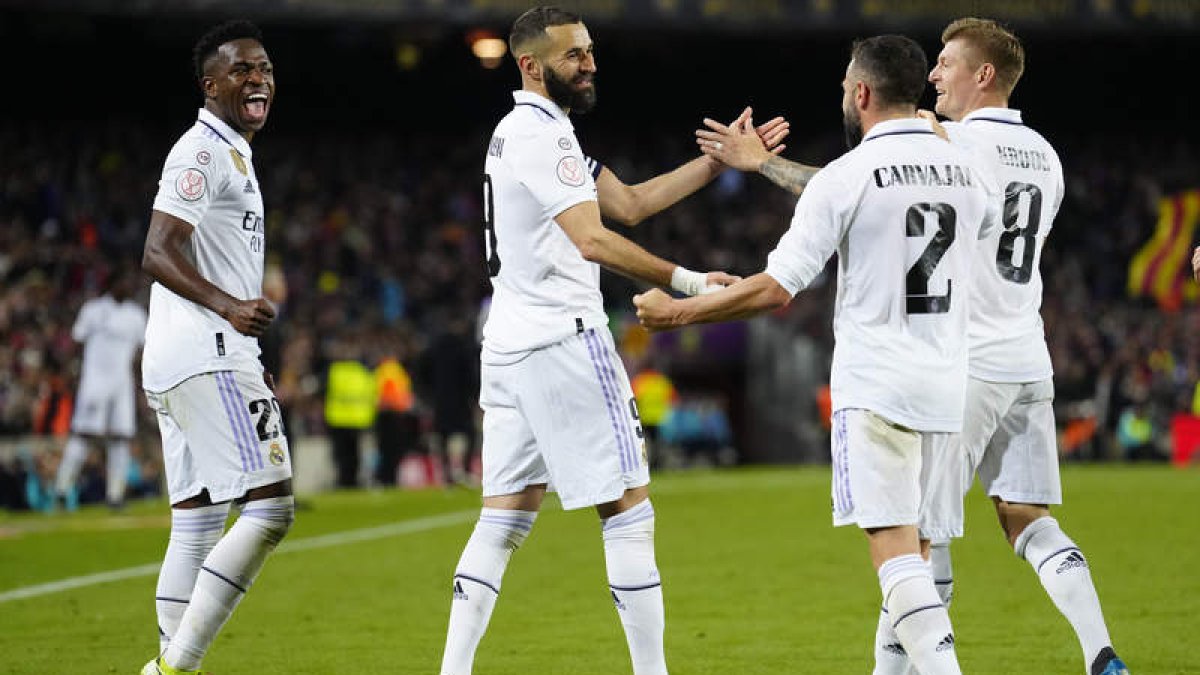 El Real Madrid sale muy reforzado de su goleada al Barcelona para afrontar Copa y Champions. E. O.