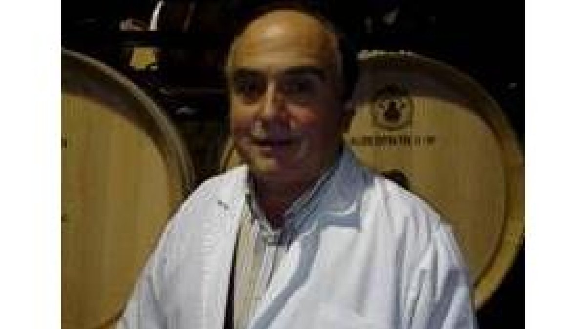 Salvador López, director de Carrefour Ponferrada, presentó la campaña