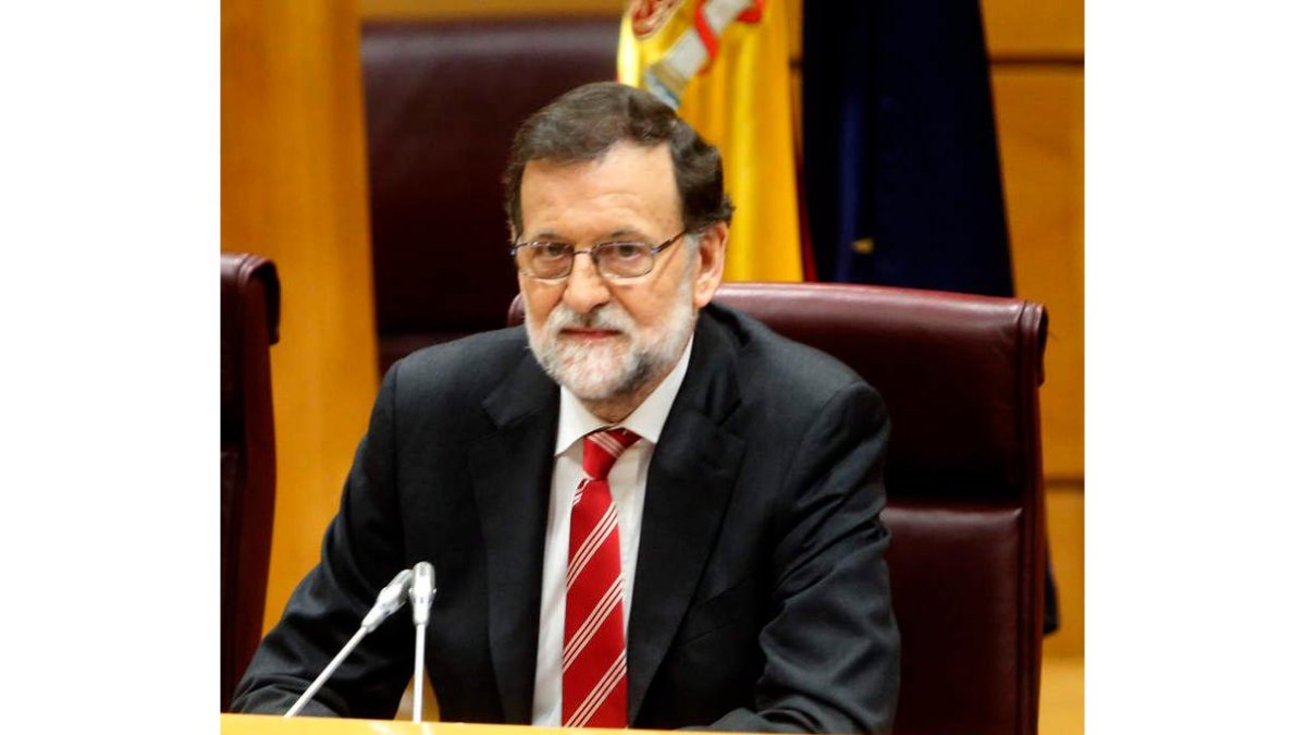 Rajoy presidió la reunión del grupo popular en el Senado. r. p. vieco