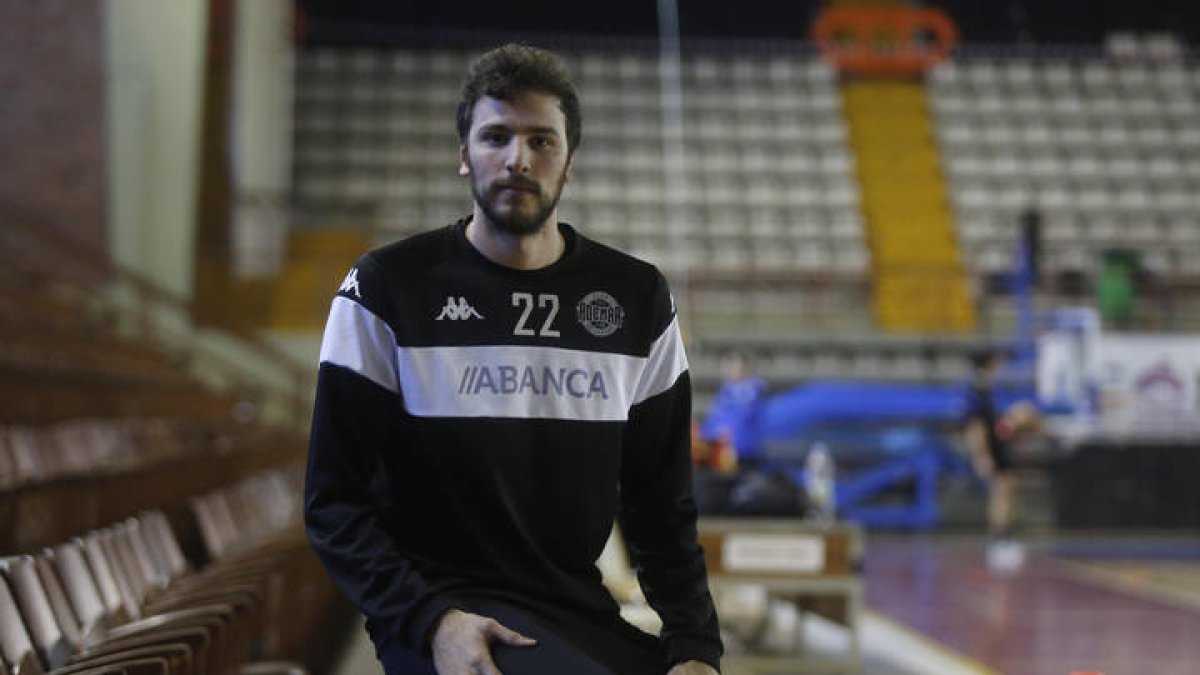 Entrevista a David Fernández, jugador del Ademar. F. Otero Perandones.