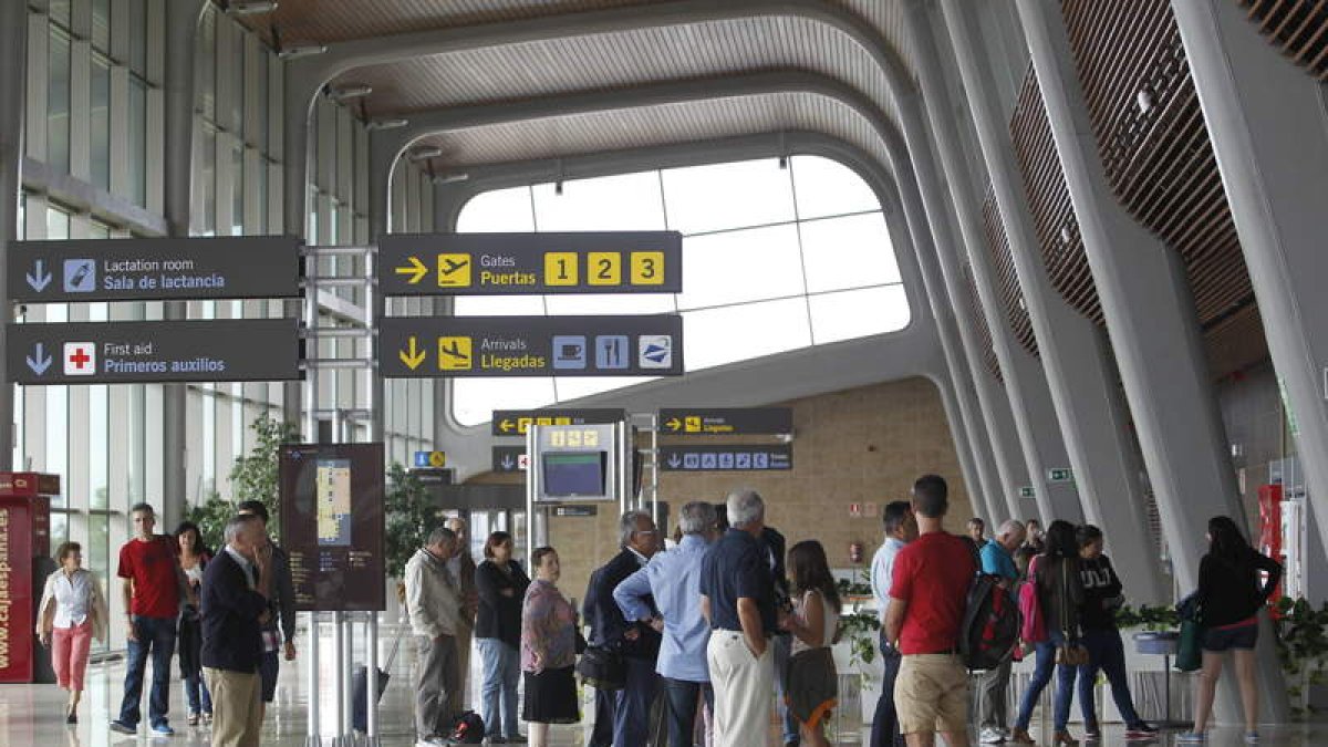 La nueva terminal de León se inauguró en 2010.