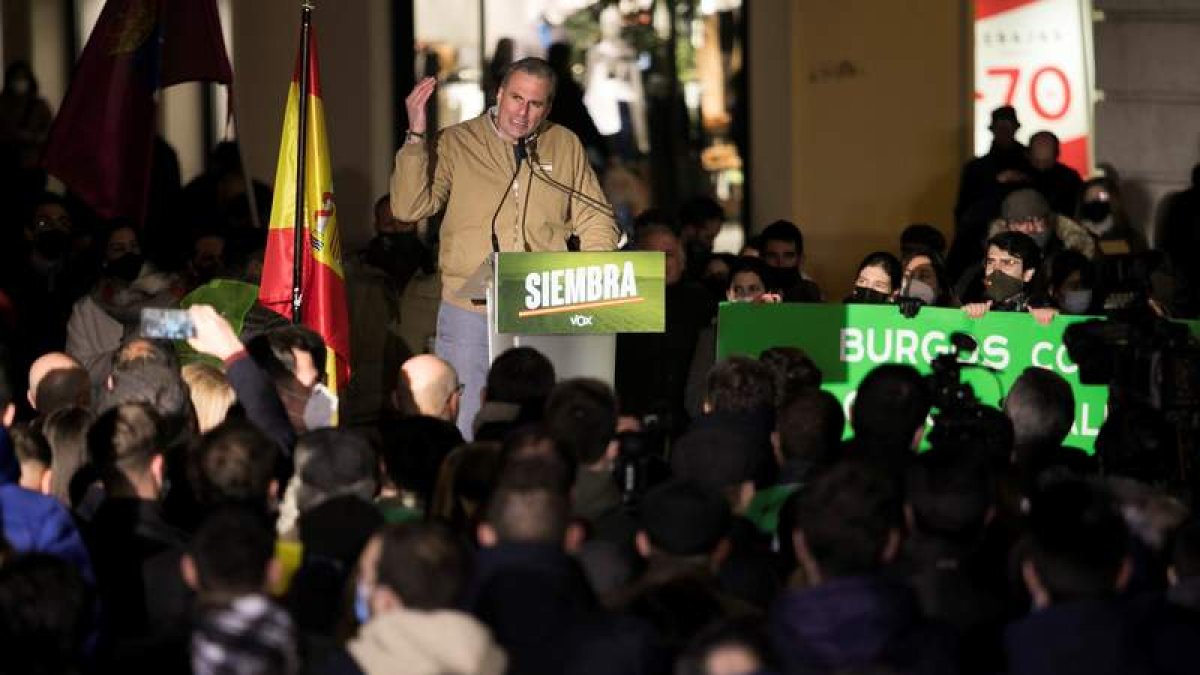 Javier Ortega Smith ayer, en un acto electoral en Burgos. SANTI OTERO