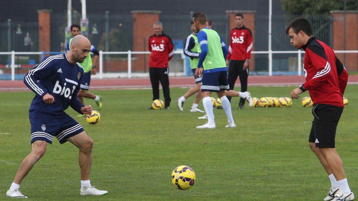 Pablo Infante pasó la última prueba en el entrenamiento de ayer y está en la lista de convocados para viajar hoy a Leganés