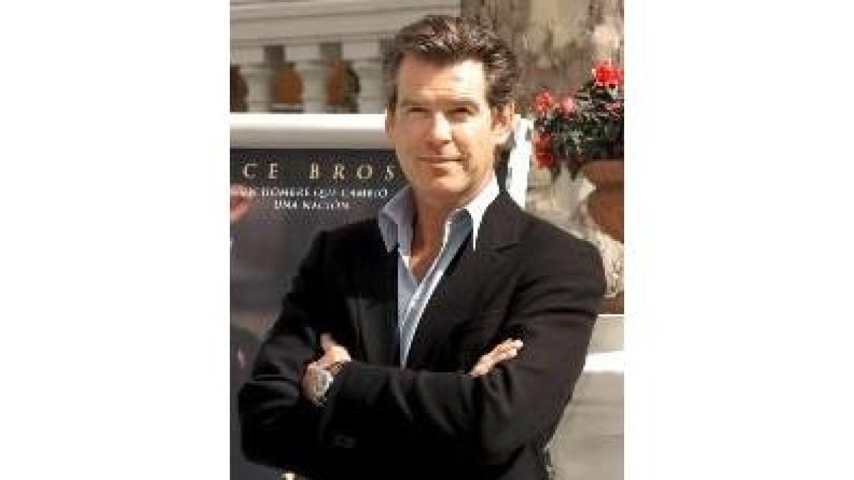 El actor irlandés Pierce Brosnan, ayer en la capital de España