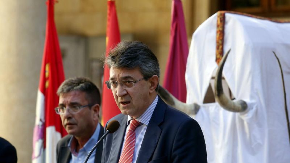Juan martínez Major ayer, en el Palacio de los Guzmanes.