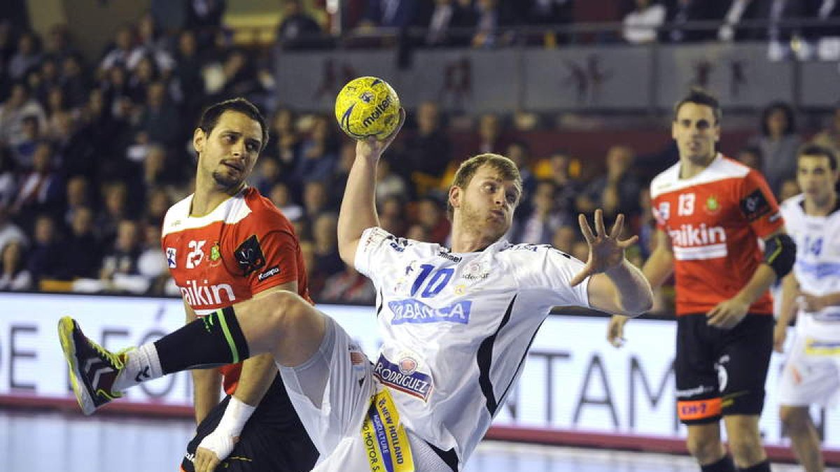 Piñeiro, en la semifinal de la Copa Asobal del año pasado frente a Granollers.