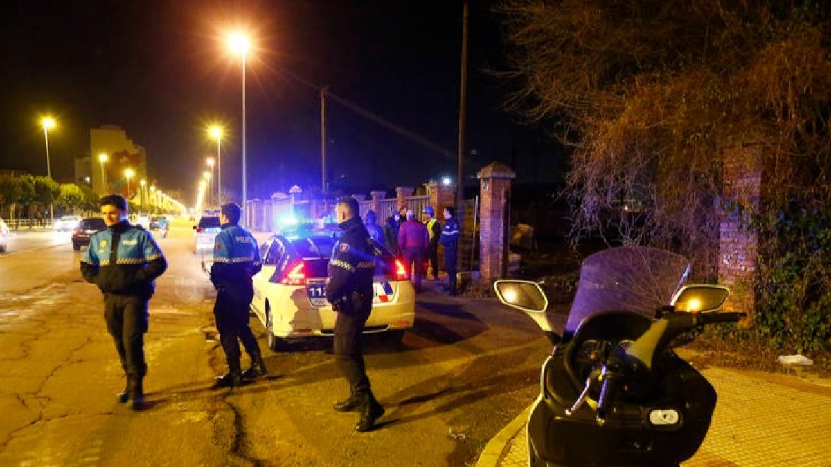 Los efectivos policiales tuvieron una noche relativamente tranquila. RAMIRO