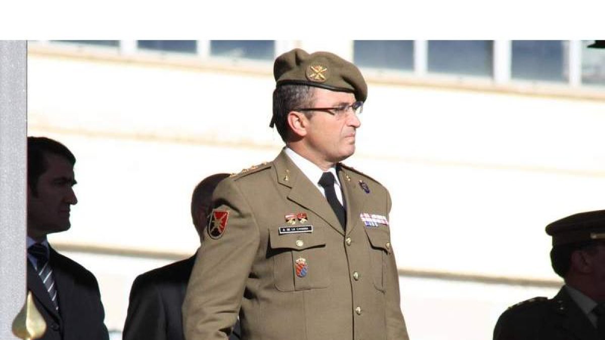 El coronel Gutiérrez de la Cámara Ara, ayer durante la toma de posesión de su cargo.