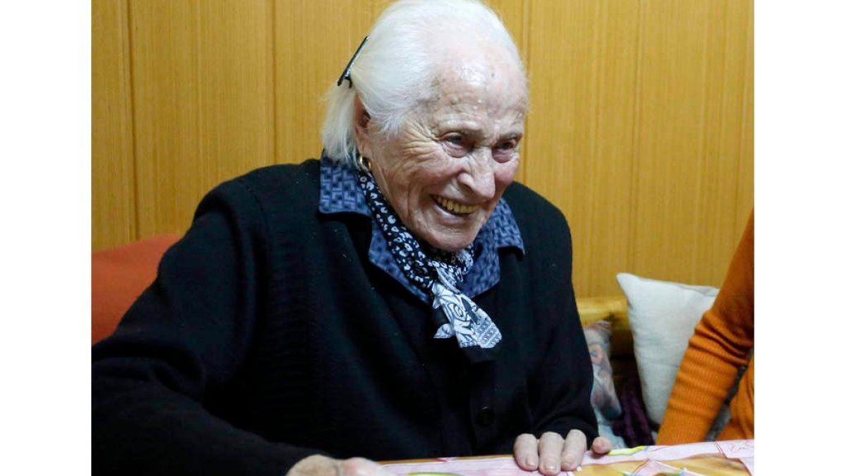 Áurea Álvarez acababa de cumplir el mes pasado los 109 años. DL
