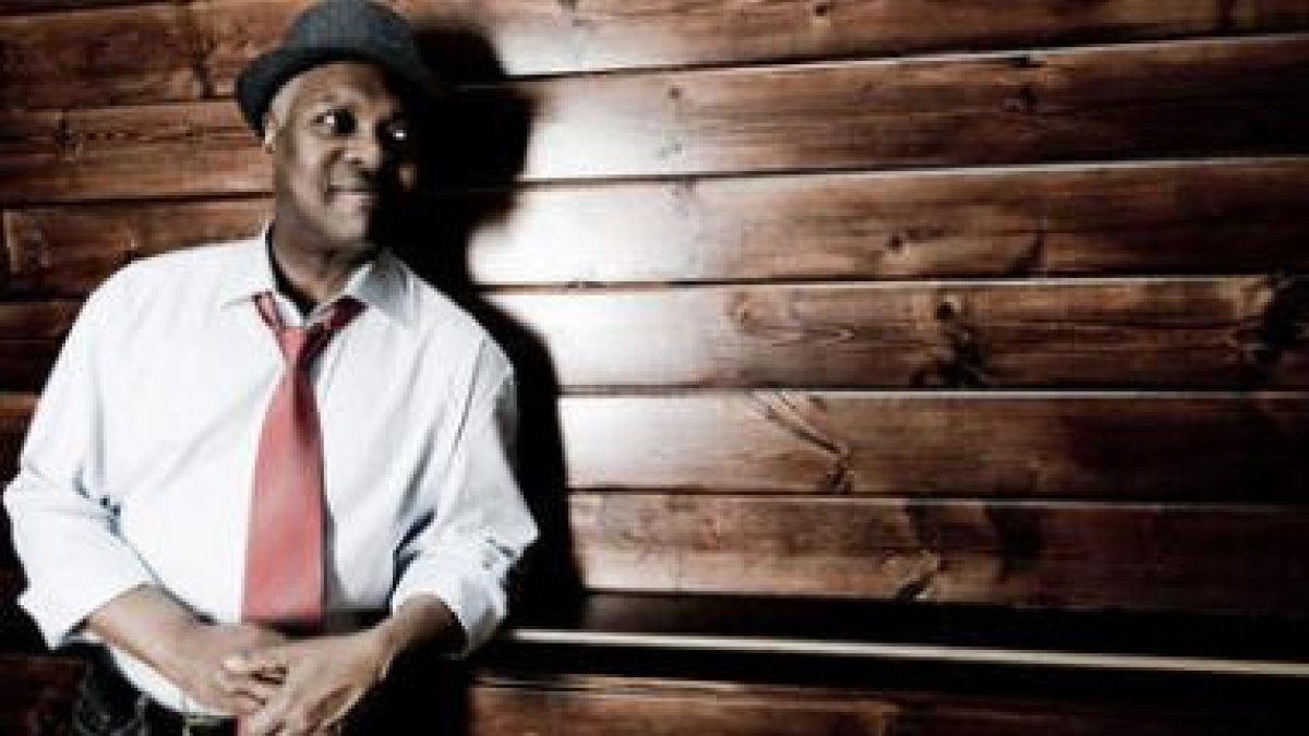 Imagen de Booker T, considerado una leyenda musical en la industria discográfica estadounidense.