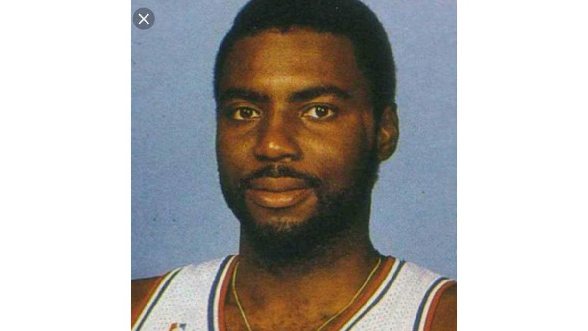 León recuerda con cariño y gratitud a Ben Coleman. SOLOBASKET