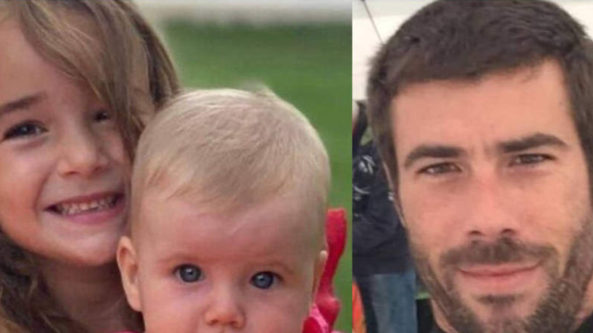 A la izquierda, Anna y Olivia. A la derecha, Tomás Gimeno, AGENCIAS