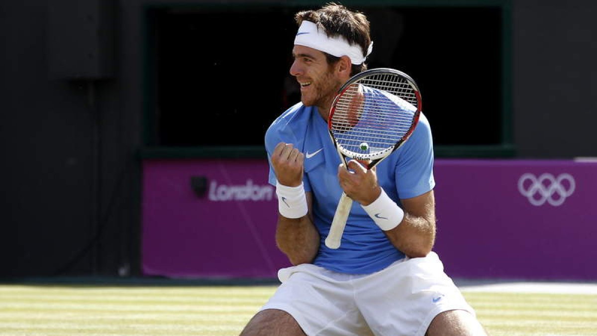Del Potro festeja el triunfo sobre Djokovic.