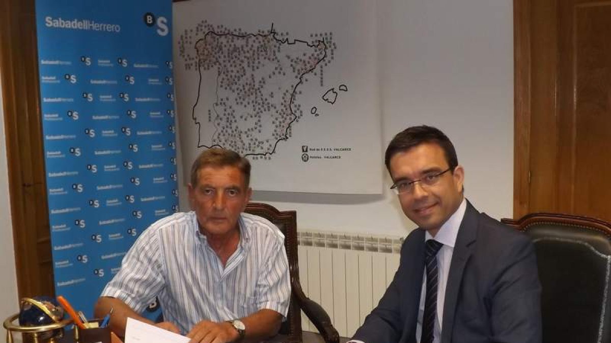 Los representantes de Masval y Sabadell Herrero.
