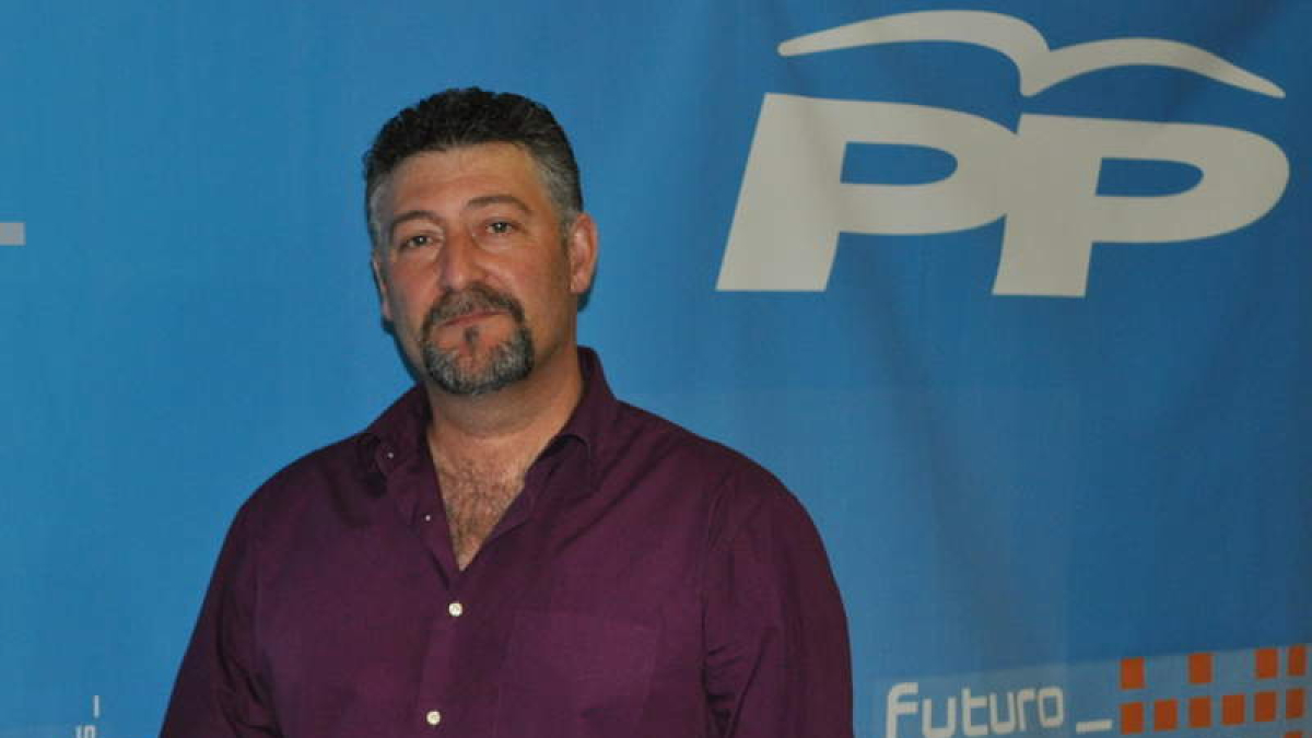 El alcalde de Páramo del Sil, Ángel Calvo, ha vuelto a cargar contra su partido.