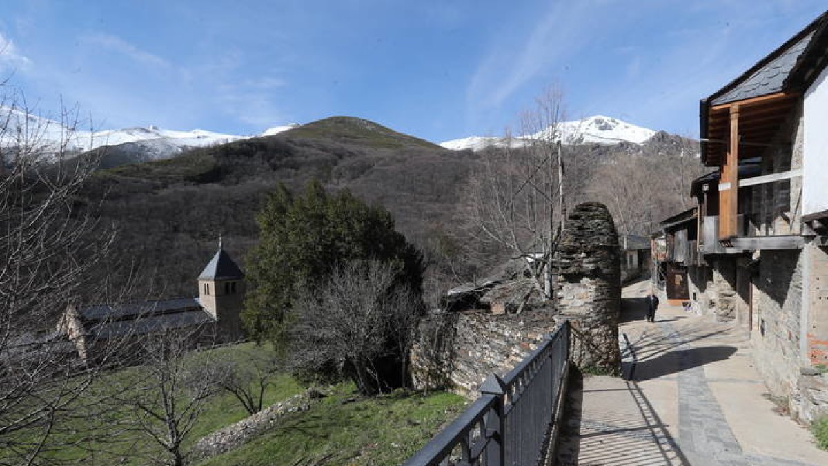 Montes de Valdueza. ANA F. BARREDO