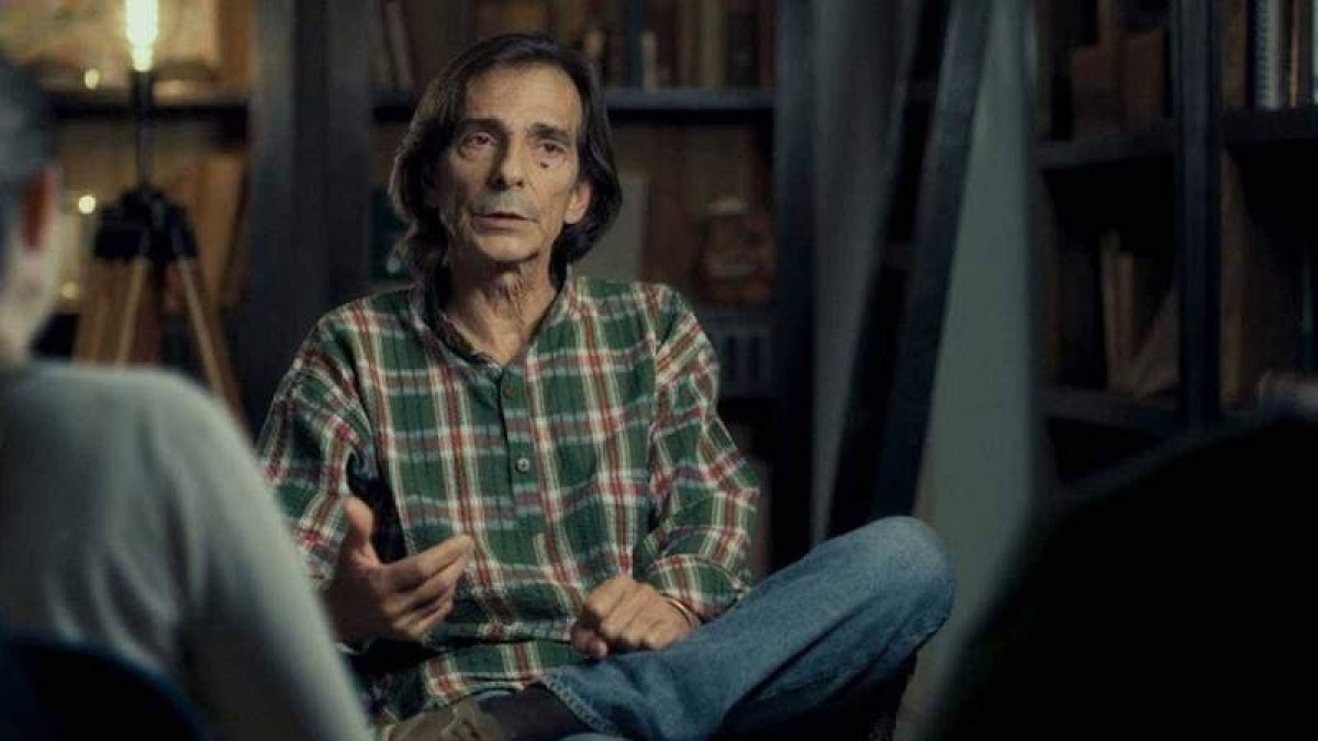 El médico Pablo Iglesias, protagonista del documental ‘Los demás días’. DL