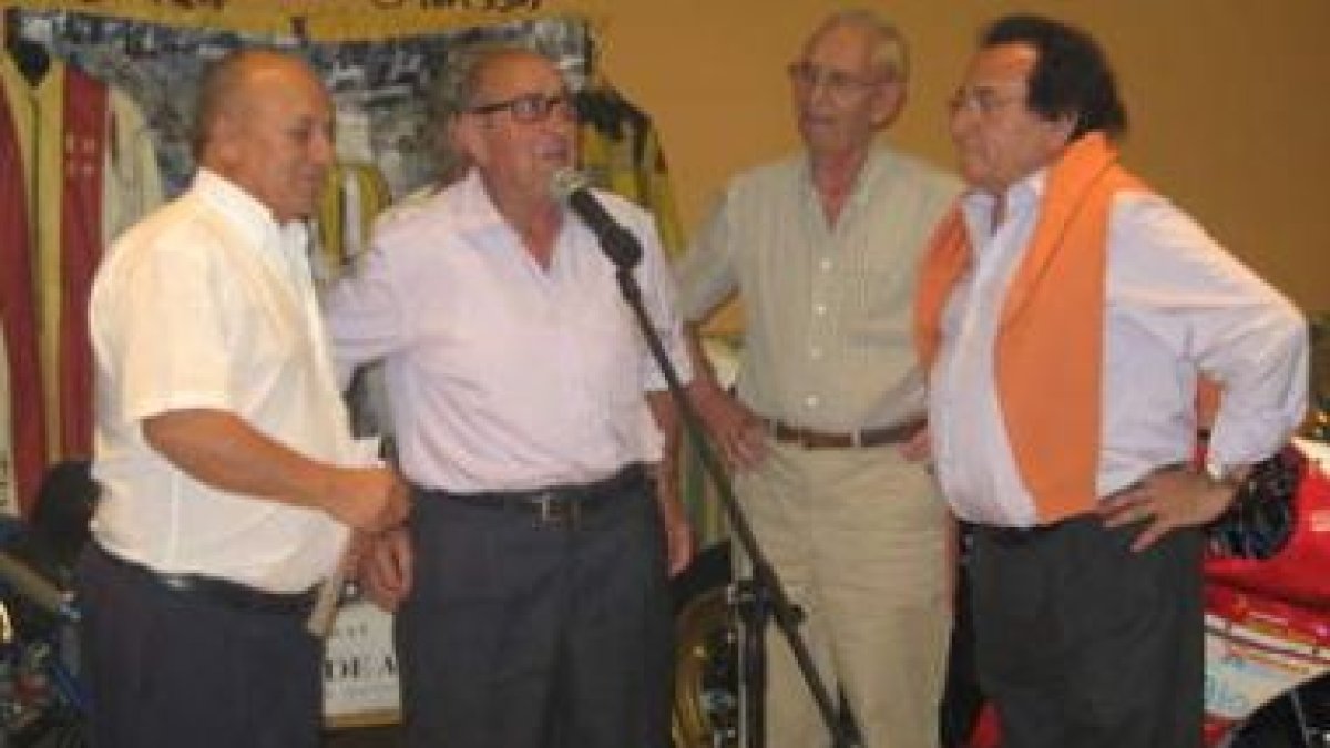 Los pioneros del Gran Premio también fueron agasajados.