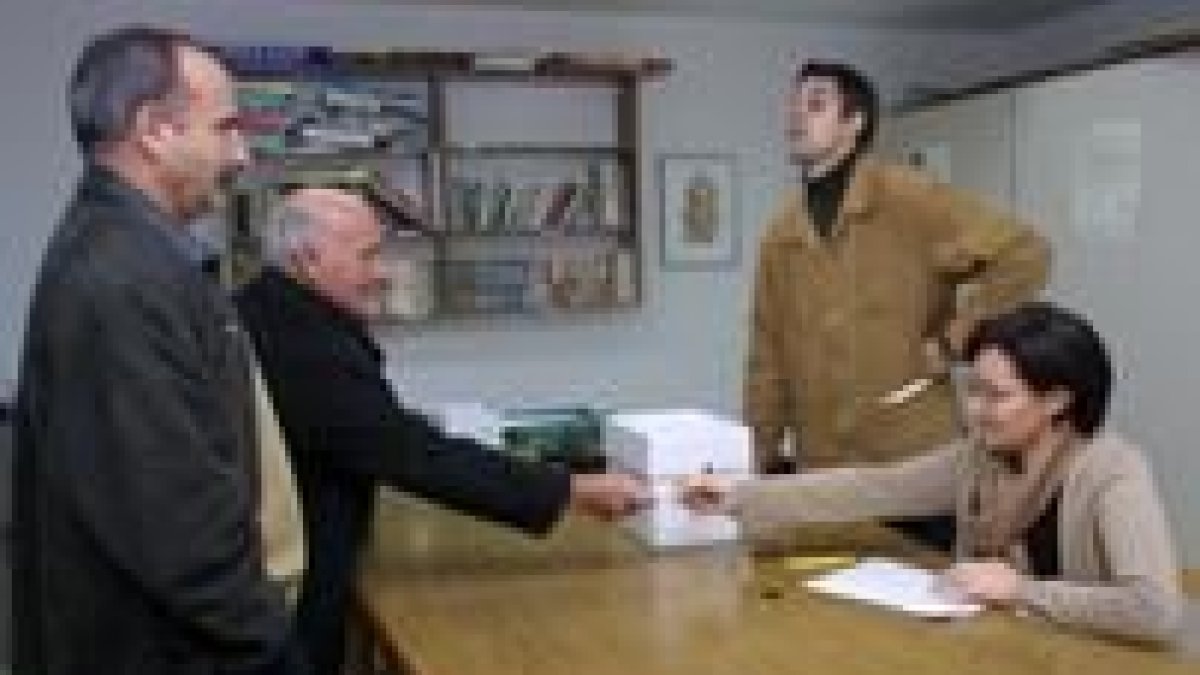 De los 260 socios de Carrascal acudieron a votar 170 personas a las elecciones vecinales