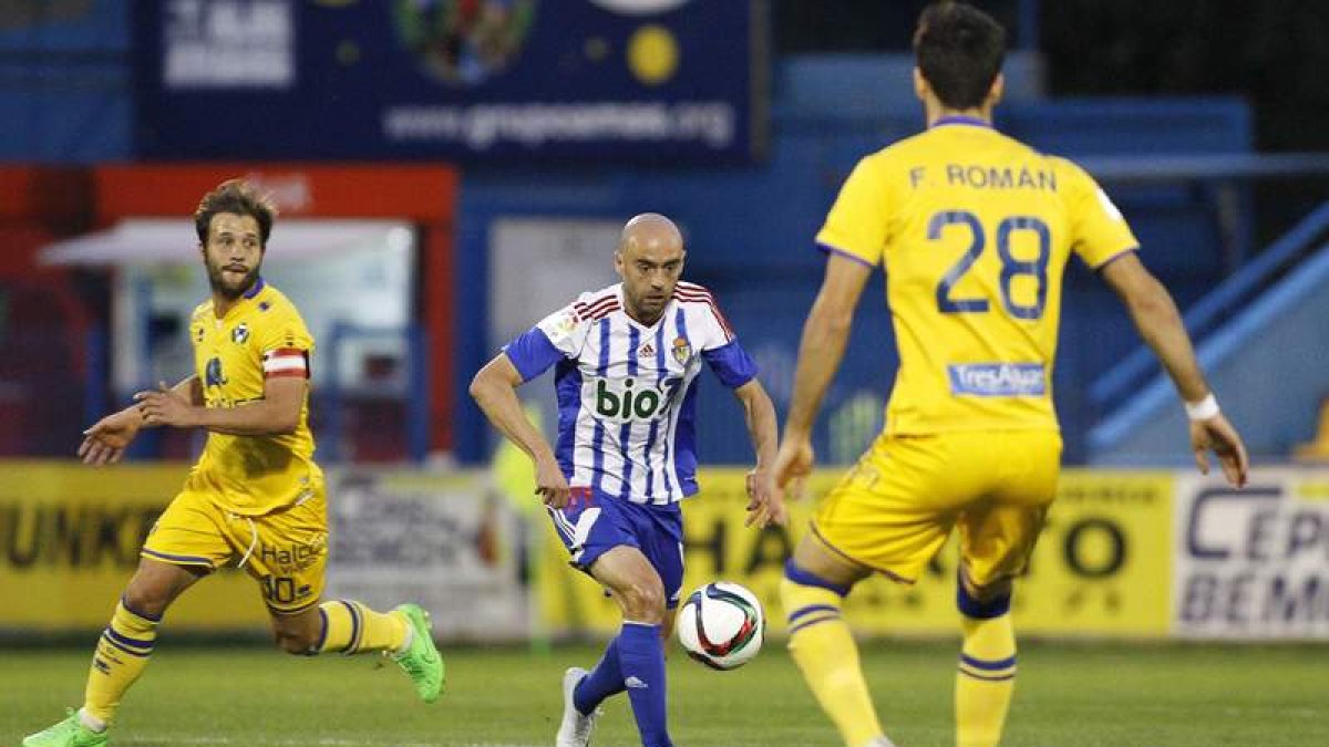 Pablo Infante puede volver por segunda vez a Anduva como rival desde que salió del equipo rojillo. ANA F. BARREDO