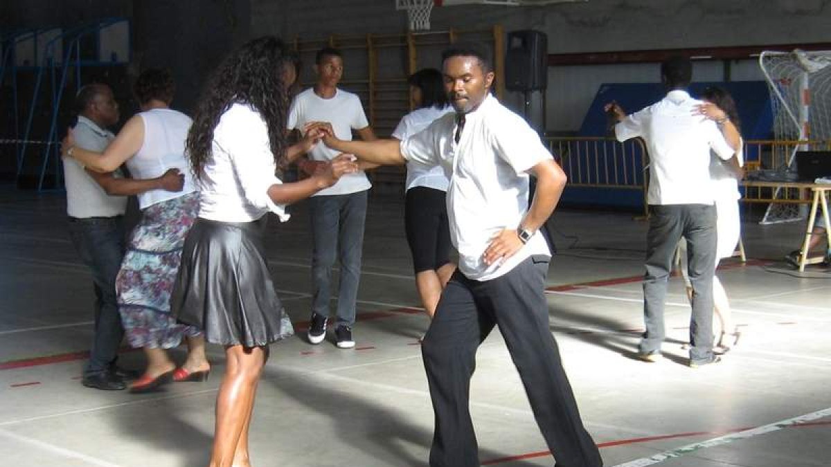 El baile fue una de las actividades.