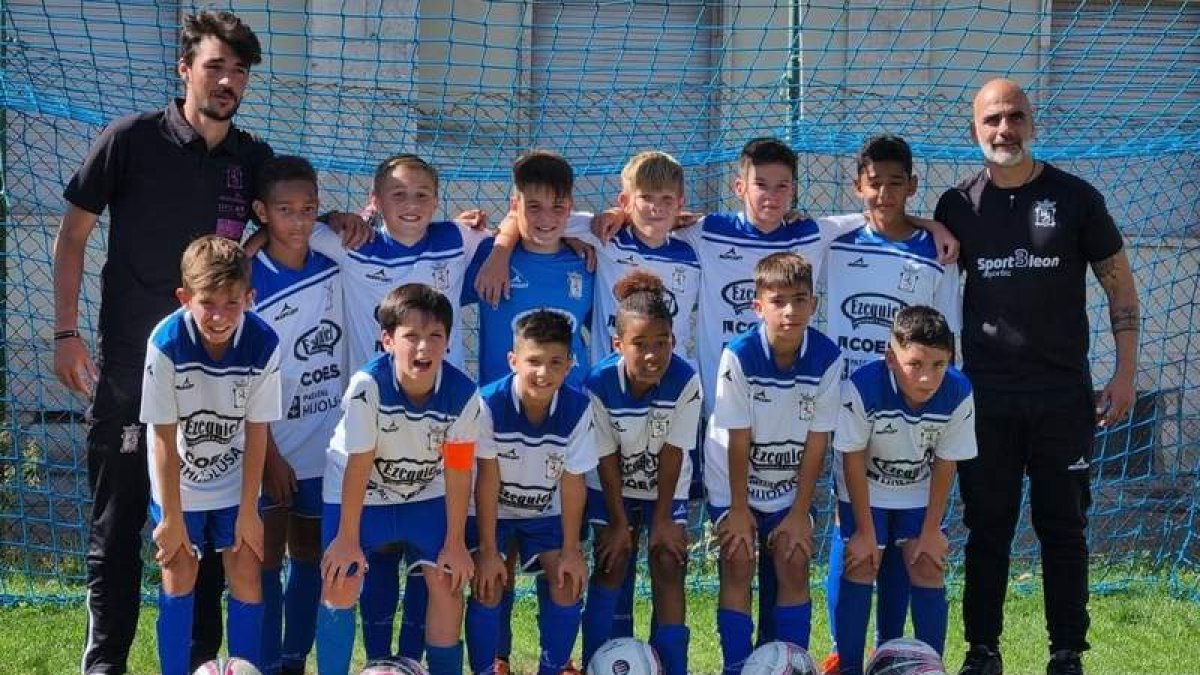 Formación del equipo del León CF de 1.ª División Provincial Alevín. DL