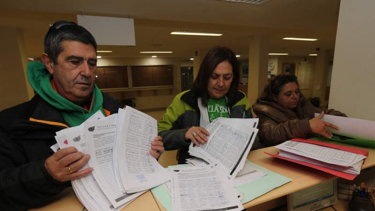 Padres de escolares registraron en Educación más de 7.000 firmas contra el contrato de Serunion.