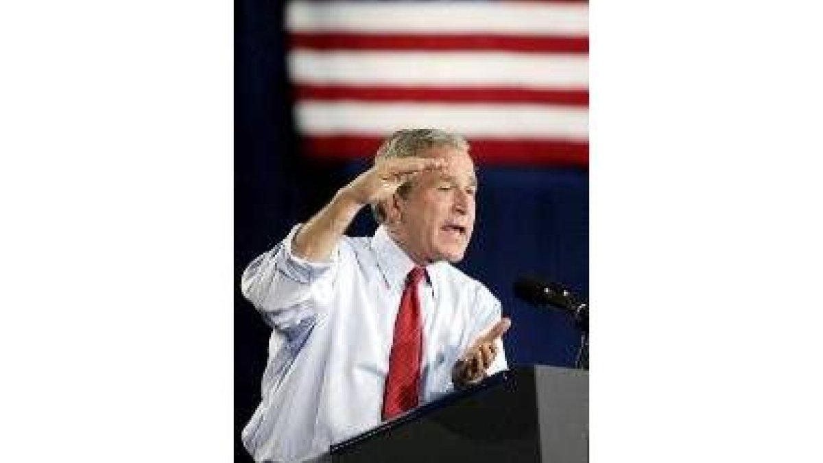 Bush, en uno de los mitines ofrecidos en su campaña electoral